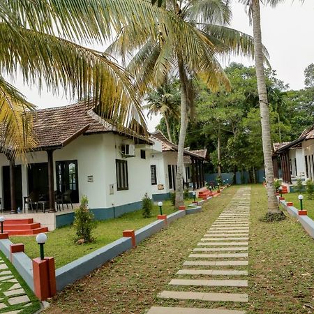 Winterfeel Venice Resort Alappuzha Buitenkant foto